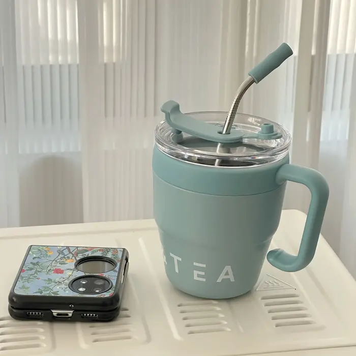Tasse à café avec paille en acier inoxydable