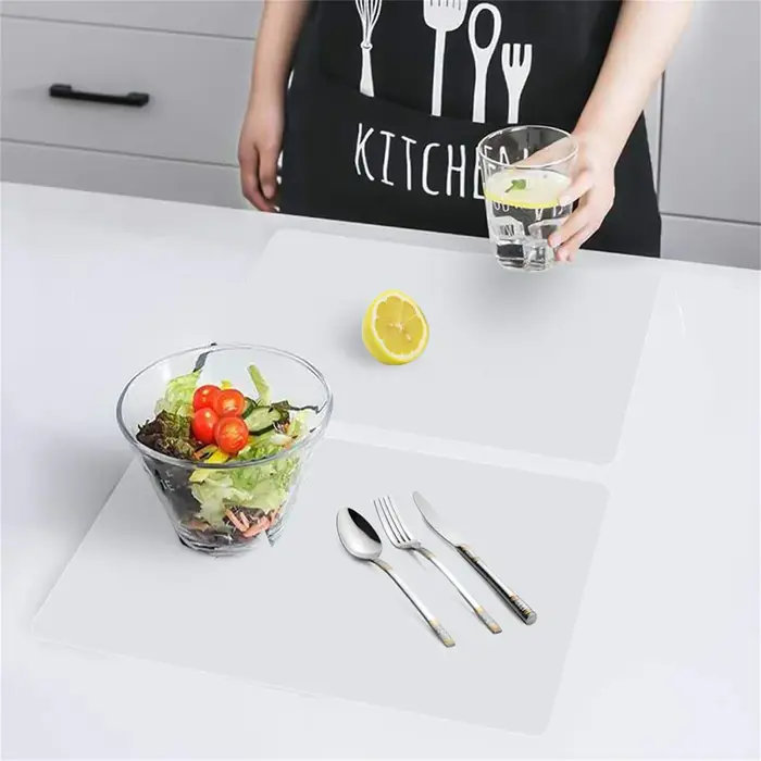 Napperons en plastique transparent
