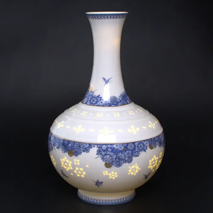 Vase en porcelaine Linglong de Jingdezhen LIANHUA POTTERY