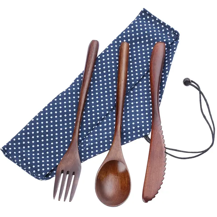 Ensemble de couverts en bois portable