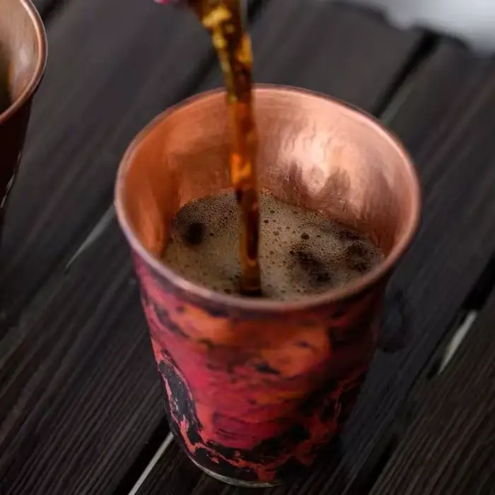 Tasse à café américaine en cuivre pur Vintage, tasse de boisson de bière de thé à Texture de forme irrégulière, vaisselle de tasse de thé à côtés droits
