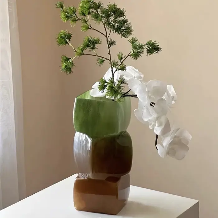 Vase en verre géométrique carré empilable marbré dégradé