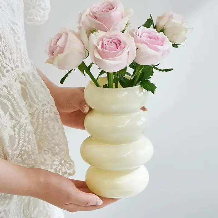 Vase en spirale en verre