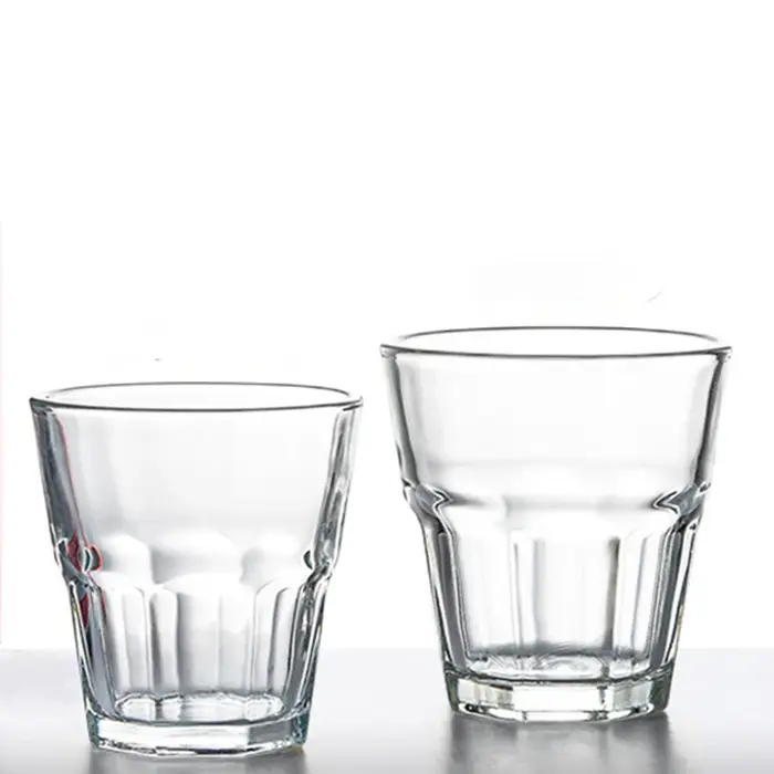 Verres en verre transparent