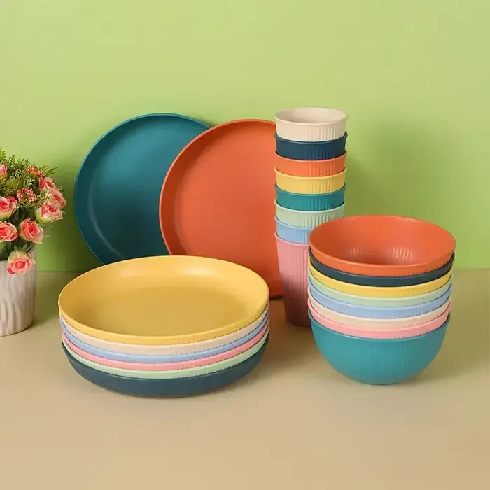 Ensemble de vaisselle en paille de blé