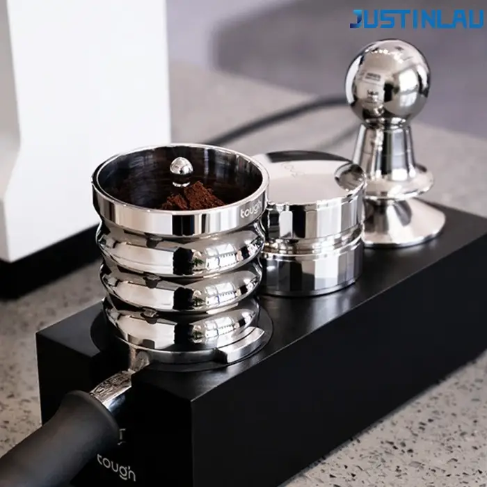 JUSTINLAU Ensemble Tamper et Tasse de Dosage Café 58mm en Acier Inoxydable