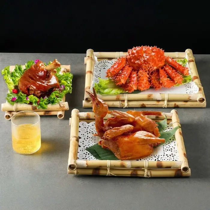 Plateaux tissés en bambou