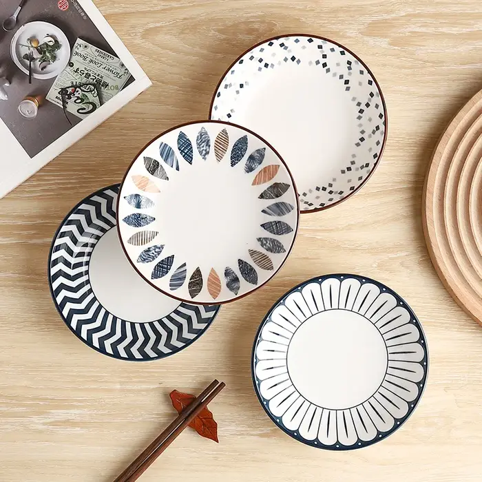 Ensemble d'assiettes en céramique minimalistes de 4 pièces de 5.6 pouces