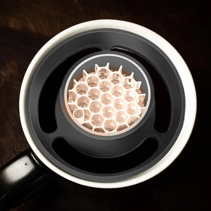 Goutte à goutte pour verser sur le café