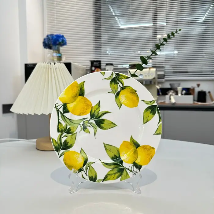 Assiette en porcelaine à motif citron