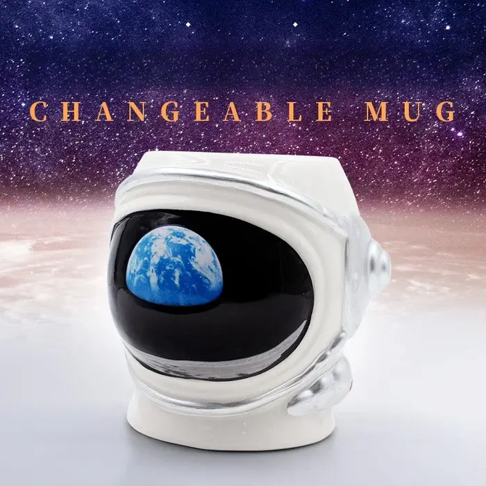 Tasse en céramique en forme de planète d'astronome