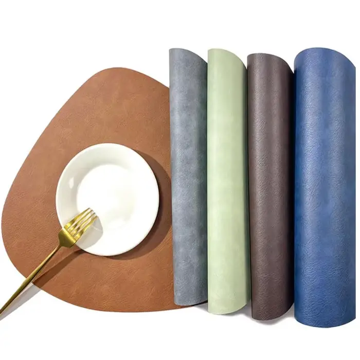 Sets de table coordonnants en similicuir