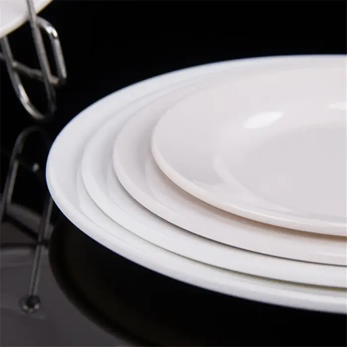 Plateaux à steak en mélamine blanche