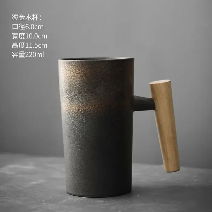 Tasse à café en poterie d'aldéhyde décroissante à la main