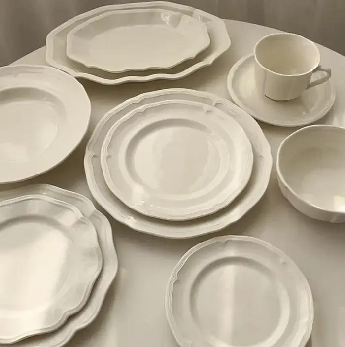 Livetai – assiette en céramique gaufrée blanche de Style rétro français avec garniture en dentelle