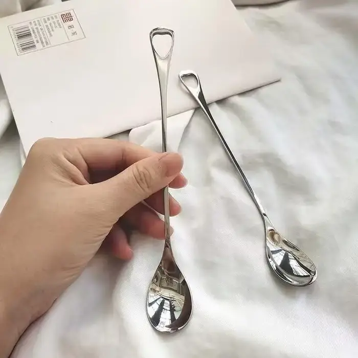 Cuillère à louche argentée