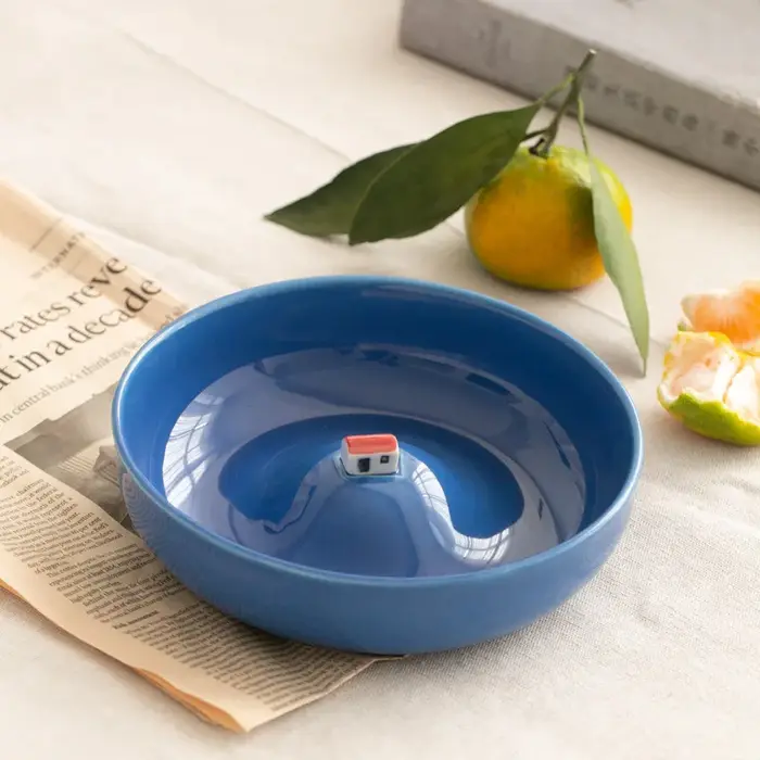 Assiette abstraite en céramique pour la maison