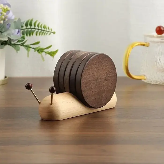 Sous-verres d'escargot en bois massif avec Base antidérapante