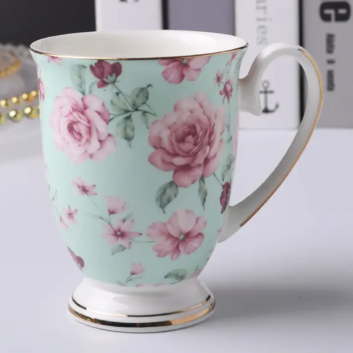 Tasse à café fleur peinte dorée en céramique de haute qualité