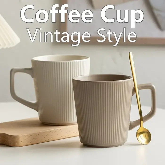 Tasse à café rayée de style vintage avec poignée
