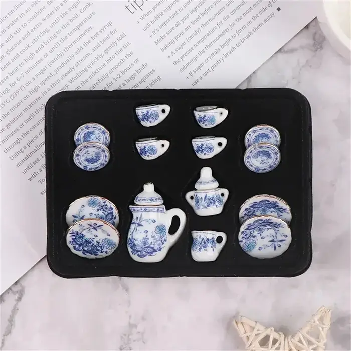 Service à thé Miniature Vintage en porcelaine blanche