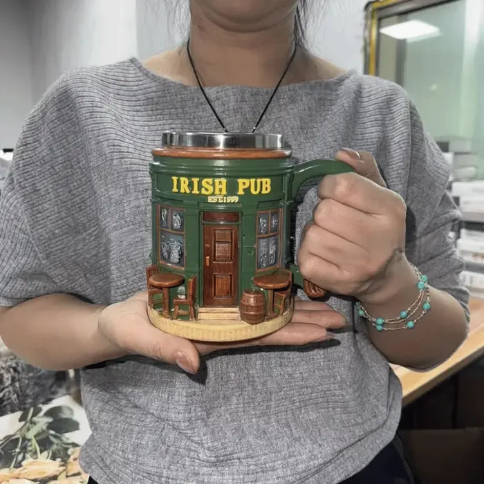 Mug à café en céramique avec poignée ergonomique confortable