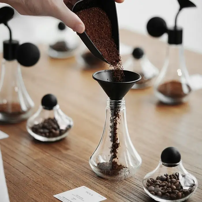 Bouteille testeur d'arômes de café en verre