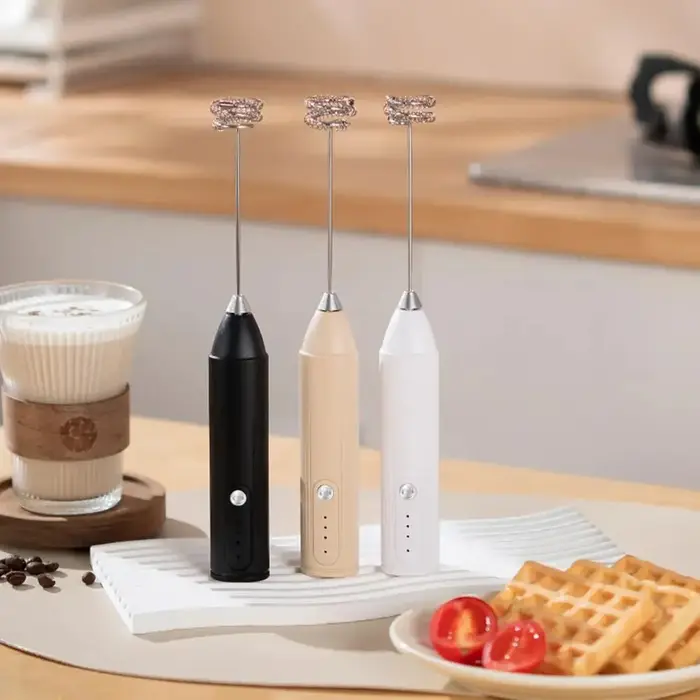 Mini mousseur à lait électrique