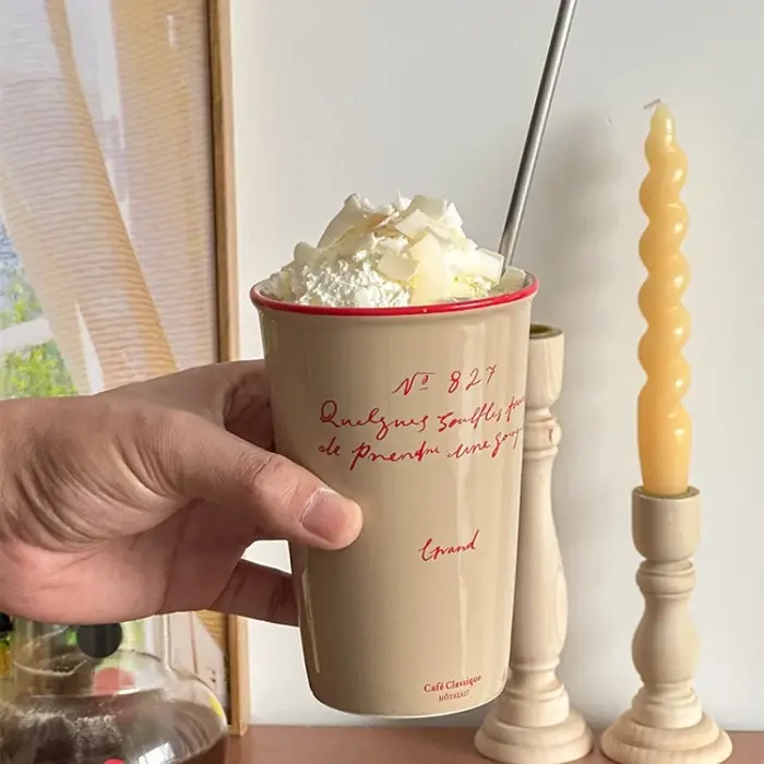 Tasse à café en céramique française
