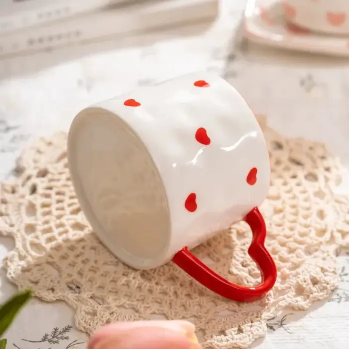 Tasse à café créative peinte à la main
