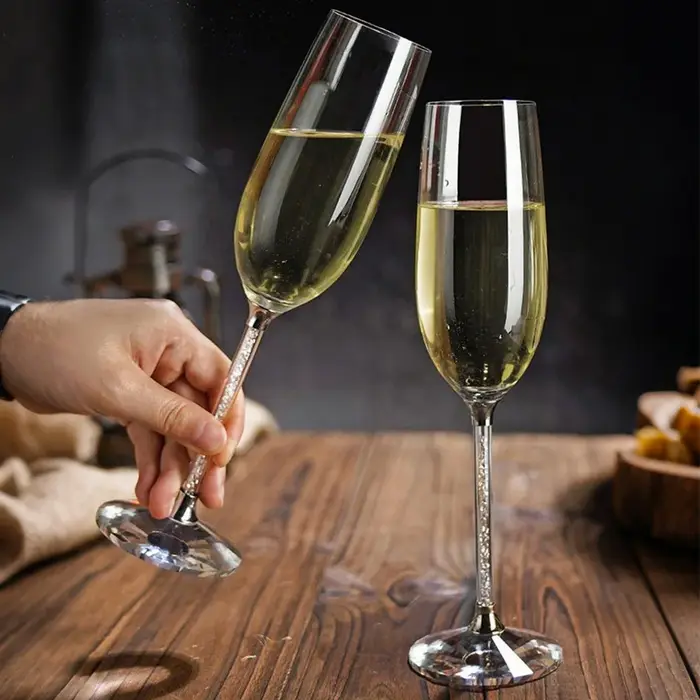 Cristaux verres à Champagne longue tige tasse à vin mousseux verre à haute teneur en Borosilicate Bar amateurs de vin