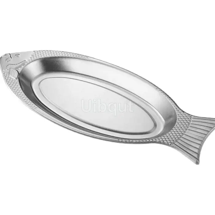 Assiette à poisson cuite à la vapeur en forme de plat