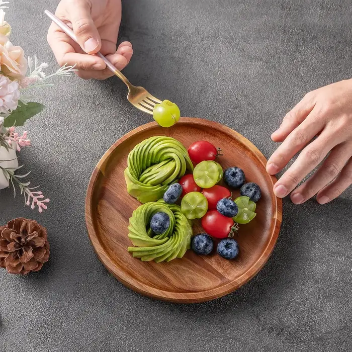 Assiettes à dîner en bois