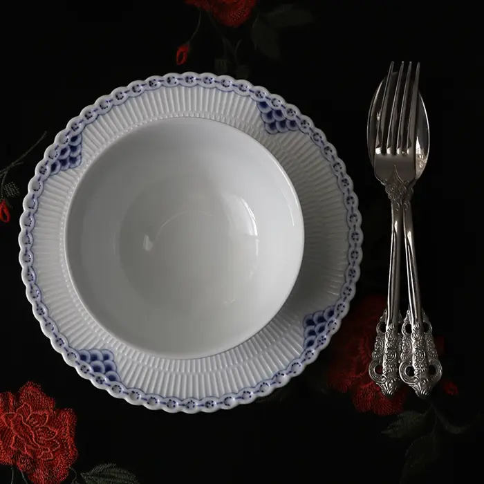 Assiette en céramique bleue Princesse