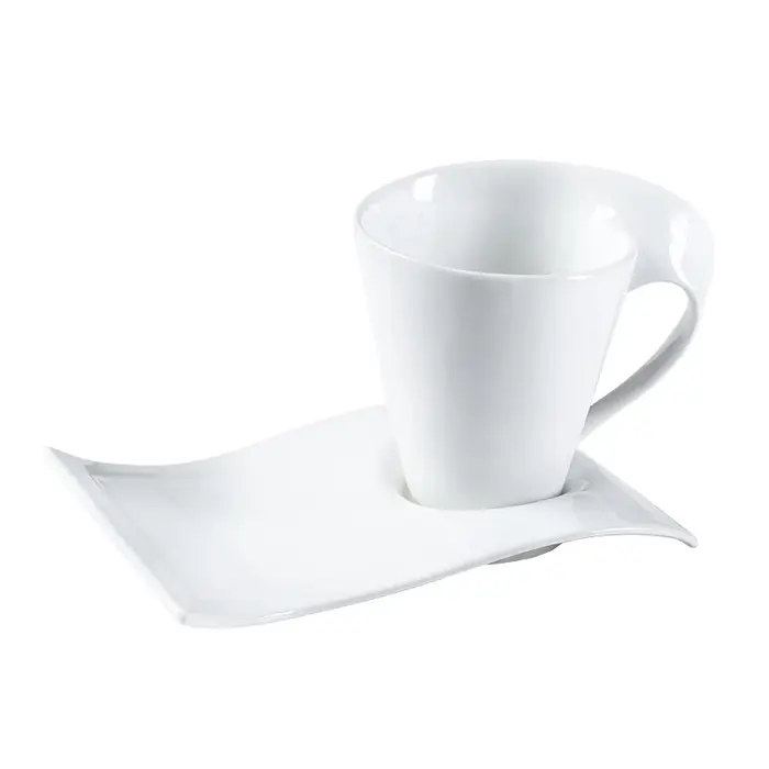 Ensemble de tasses à café et soucoupes en porcelaine ondulée européenne