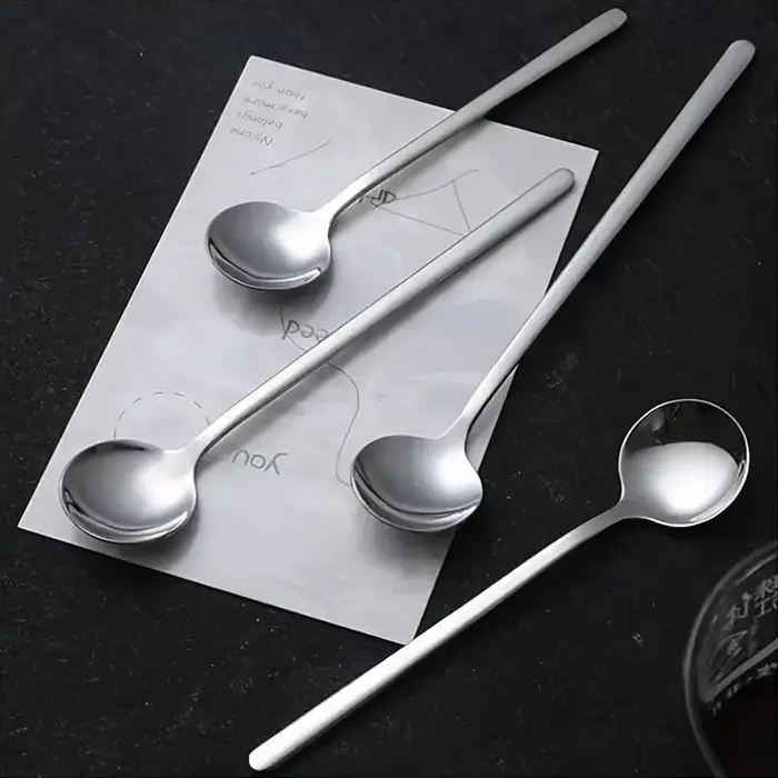 Lot de 4 cuillères à café