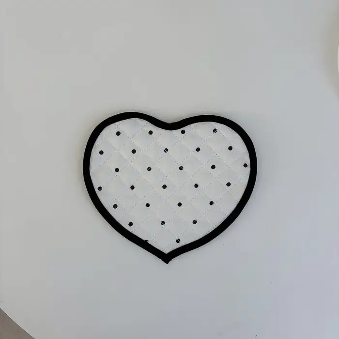 Napperons français en forme de cœur à pois