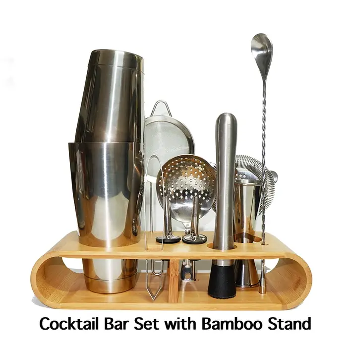 Ensemble de shakers à cocktail pour bar