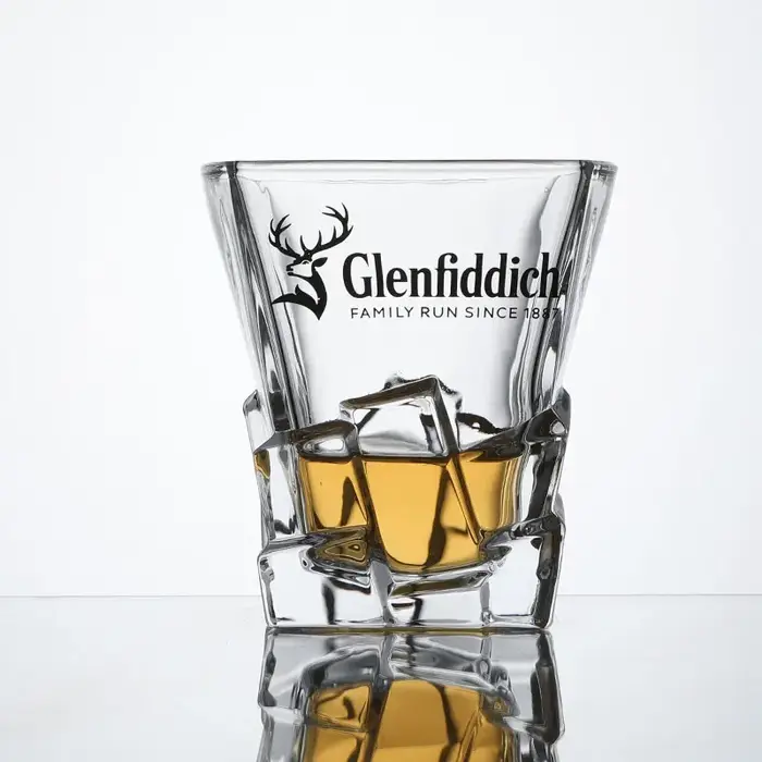 Verres à whisky à la mode