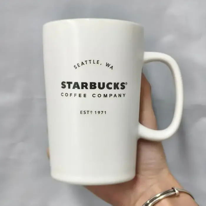 Mug à café en céramique blanc classique Starbucks 355 ml