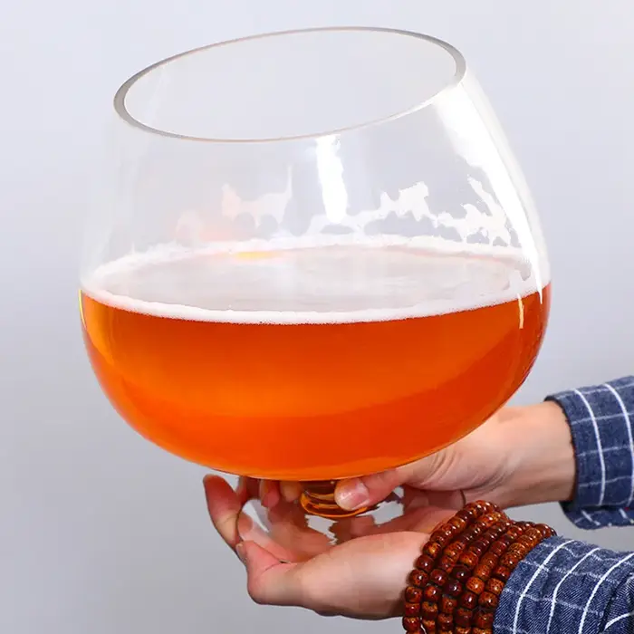 Verre à bière respirant de grande capacité