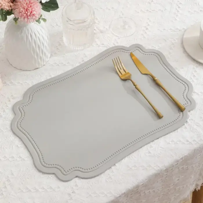 Ensemble de 4 dessous-de-plat rétro irréguliers