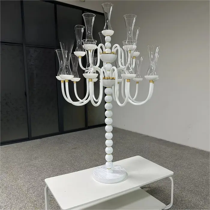 Grand support d'ouragan en verre de cristal blanc