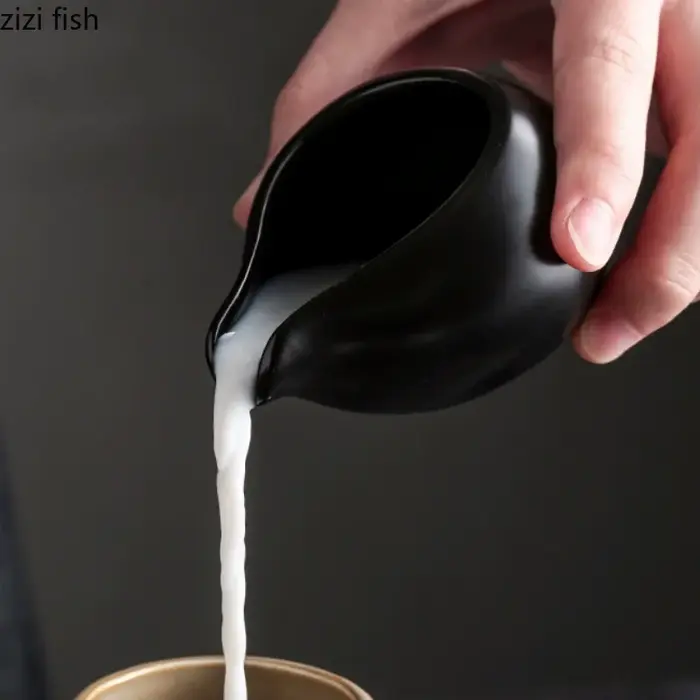 Pichet à lait en céramique