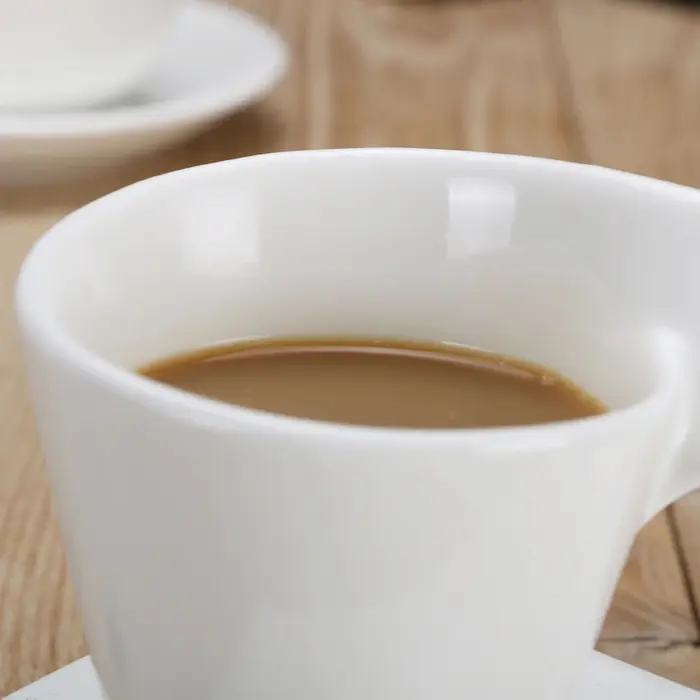 Ensemble de tasses à café et soucoupes en porcelaine ondulée européenne