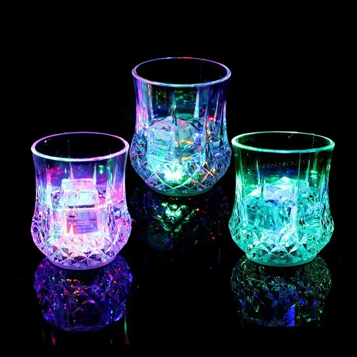Verre à vin lumineux automatique
