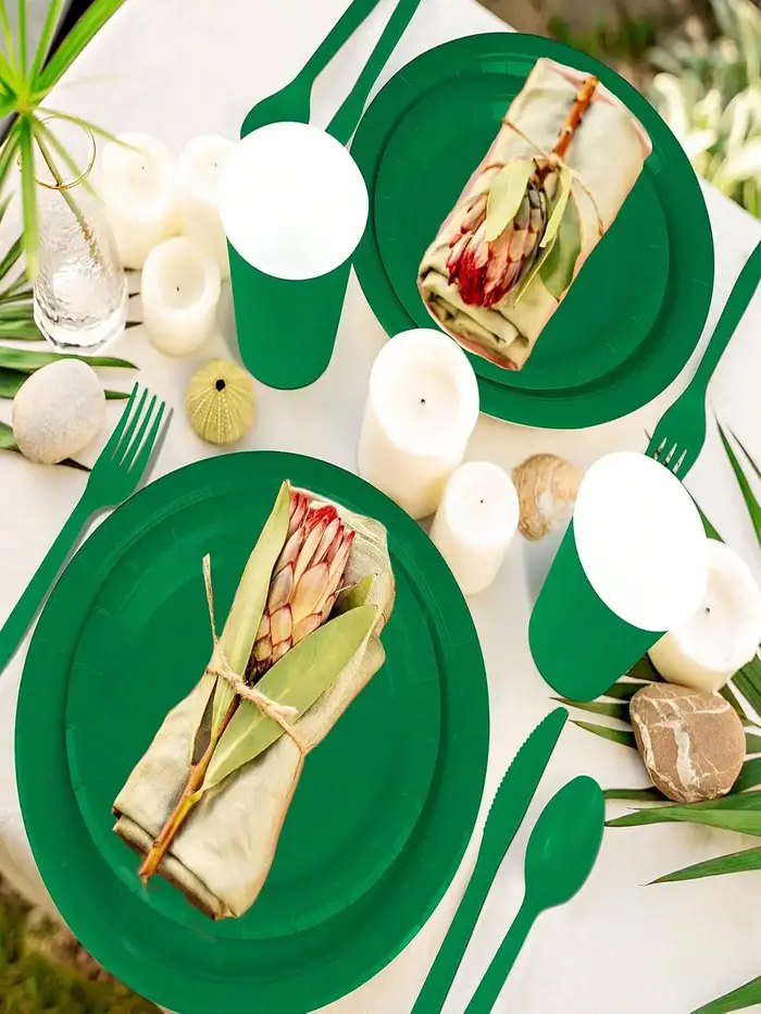 Assiettes à poulet en papier vert