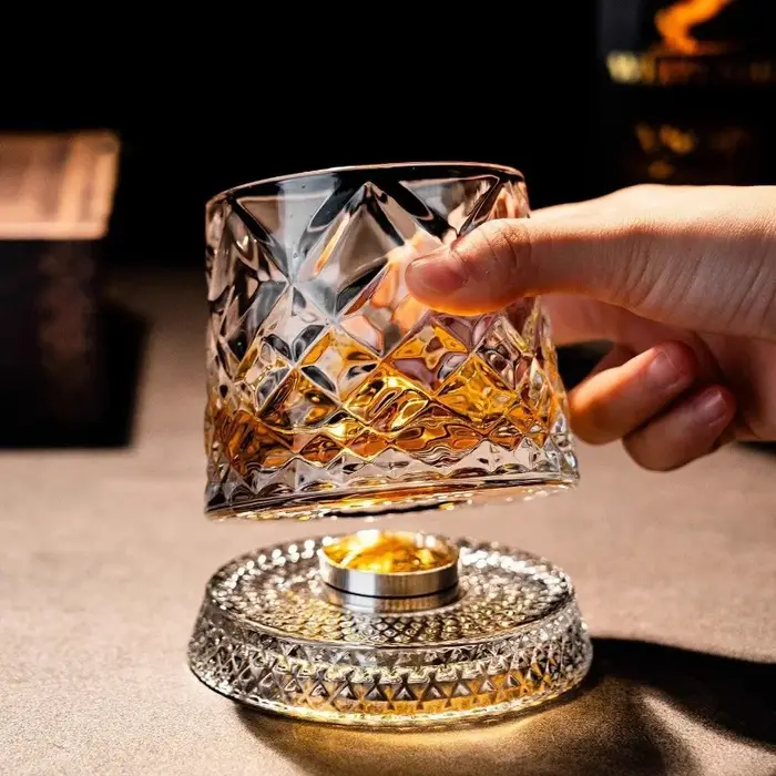 Verres à whisky rotatifs avec Base en verre