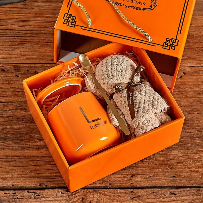 Ensemble de tasses à café en céramique 4-en-1 de luxe avec serviette et cuillère en forme d'ours - C