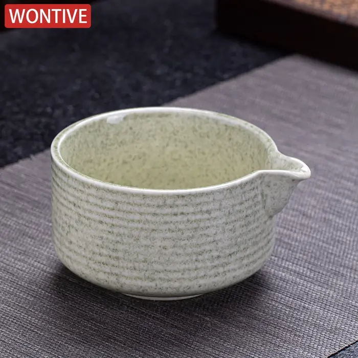 Bol Matcha en céramique gris vert